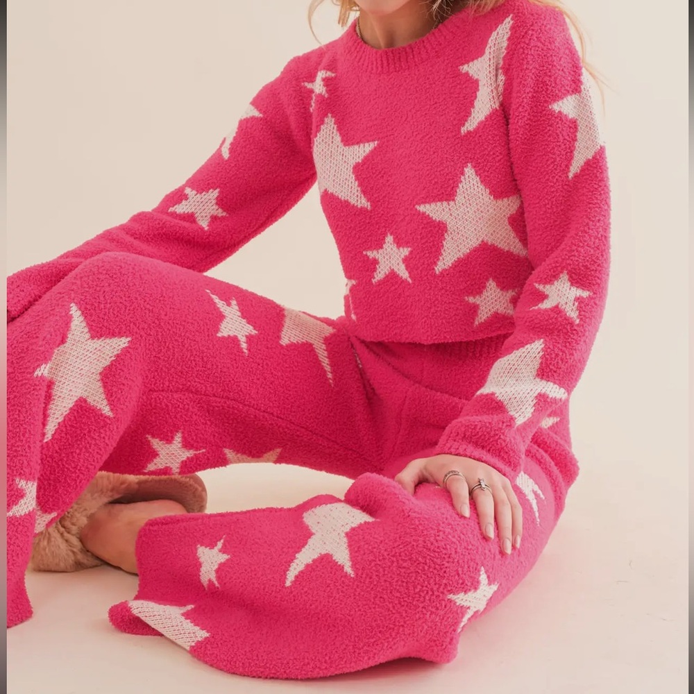 Hot pink Blue B Boutique 2 Piece Set Pajamas or lounge suit with stars